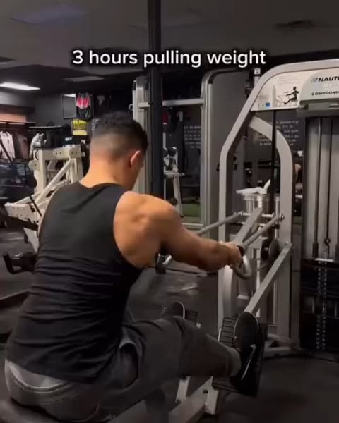 @alanhenriquess
#worksout
#gymlifestyle
#GymLife
#1stphorm
#Gymshark