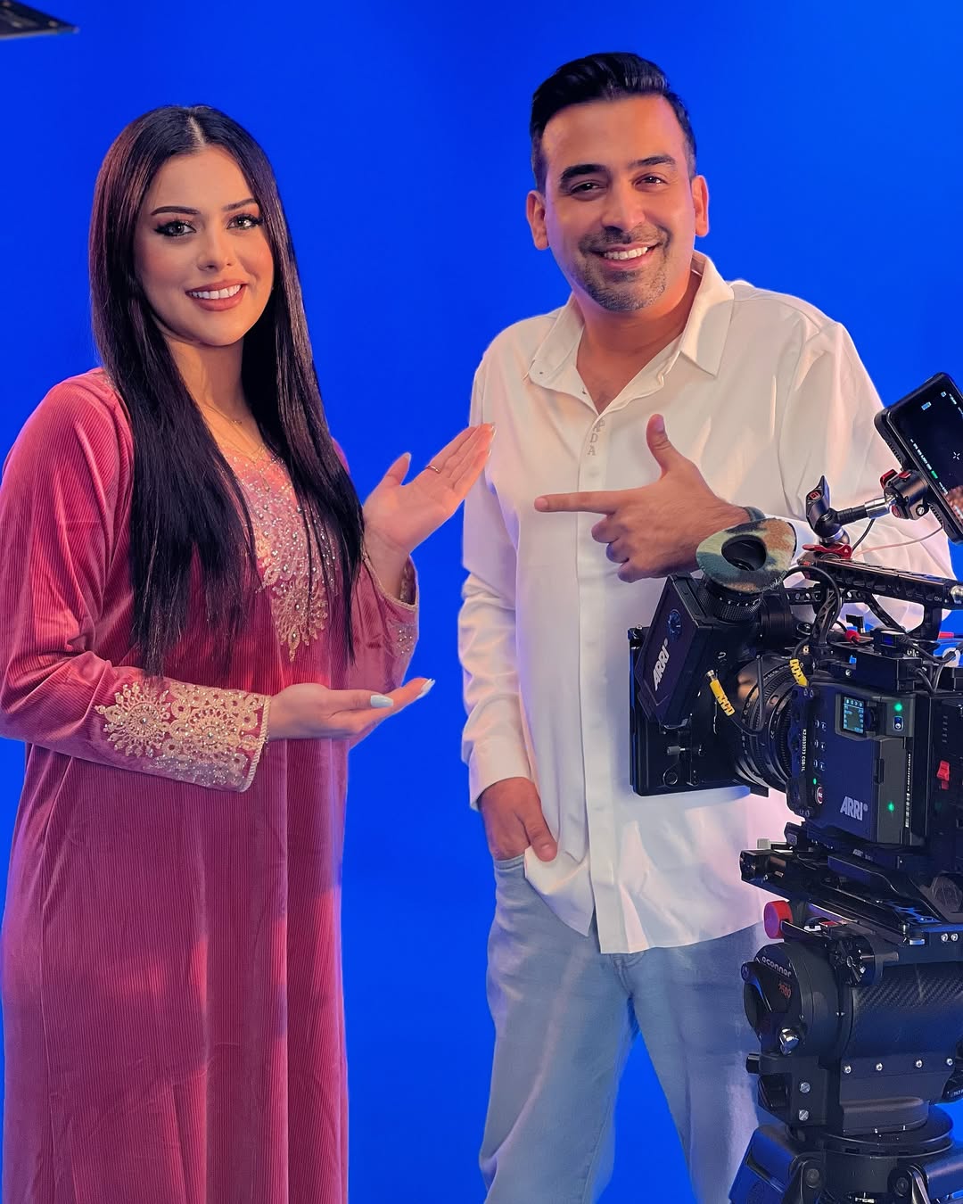 اجمل اللحظات في حامض حلونا ❤️
المبدع @osama_alsharqi
@mbciraqtv @mbcgrouppr @shahid.vod @ahsan_dadosh @ali_jaber35 @actress_fawzia_hassan @saba.ebrahem @rafal_nashmi @ali_almallak69 @ayad_altaie1 @heba_sabah @ashraqat_alghanim @alkhafajitv @sandy_jamall