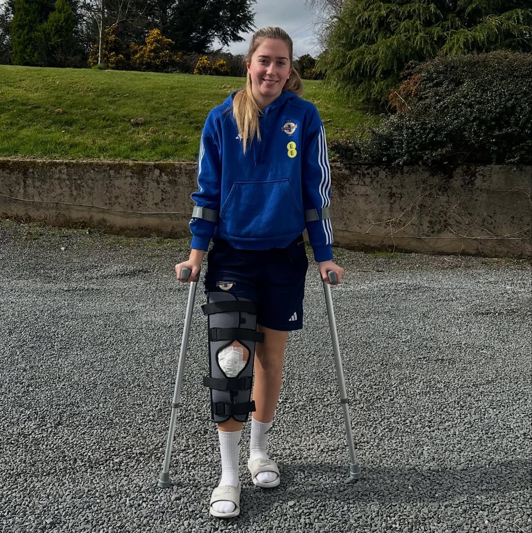 ACL surgery done ❤️🩹
Thank you for all your support, the long road to recovery starts now. :)