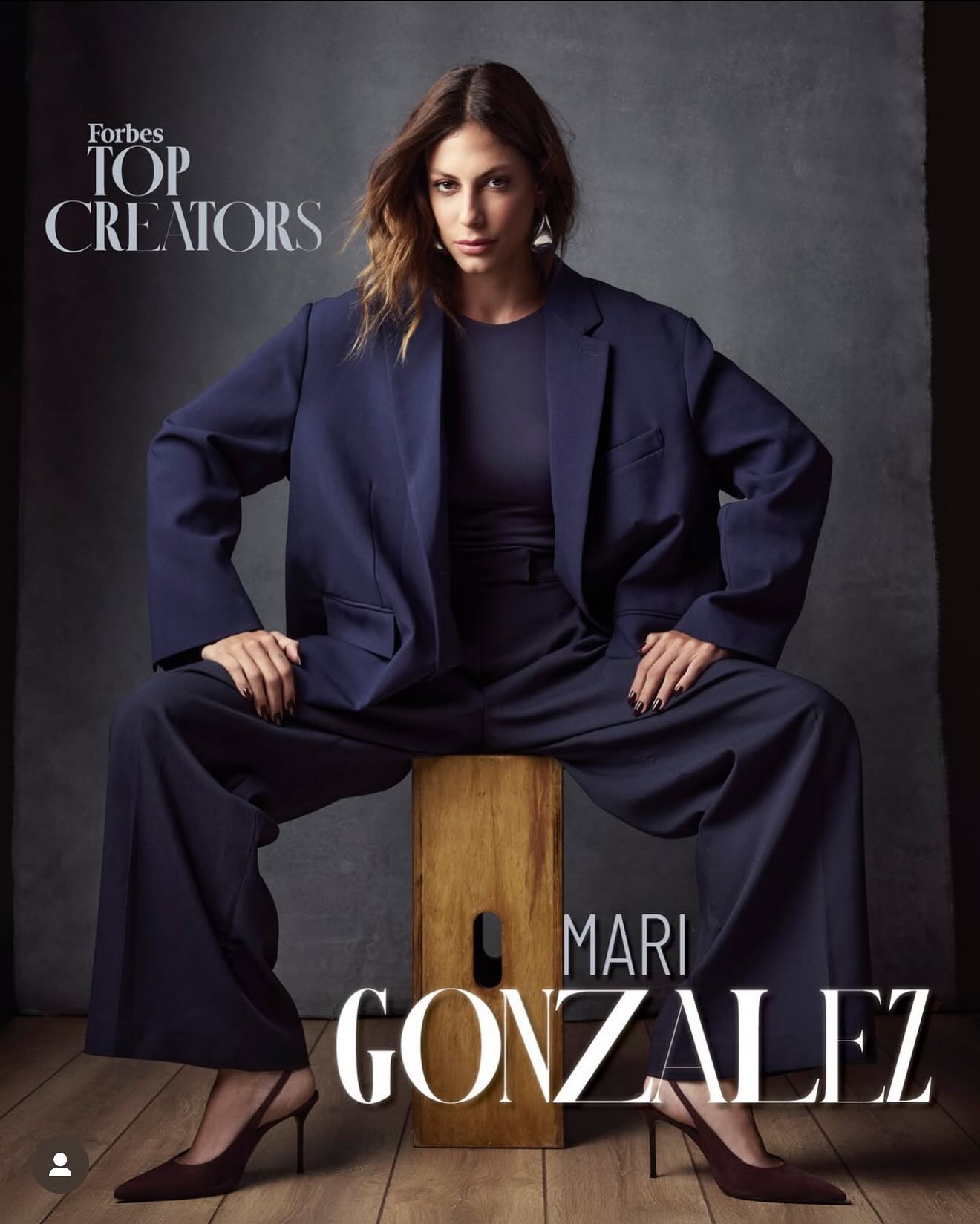 Coração cheio de gratidão por esse momento, estou na lista dos Top Creators 2025 da @forbesbr !No caminho indo pra as fotos fiz uma retrospectiva da onde eu vim e onde tenho conseguido chegar. E pra mim, esse reconhecimento é um termômetro de que estou no caminho certo, seguindo minha essência e meu feeling! Feliz e muito grata por cada conquista, vou fazendo o meu e construindo minha história! Obrigada a todos que estão comigo nessa caminhada❤️