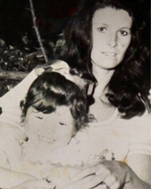 Happy British Mother’s Day Mam. You are my Queen and the wind beneath my wings. I love you with all my heart♥️