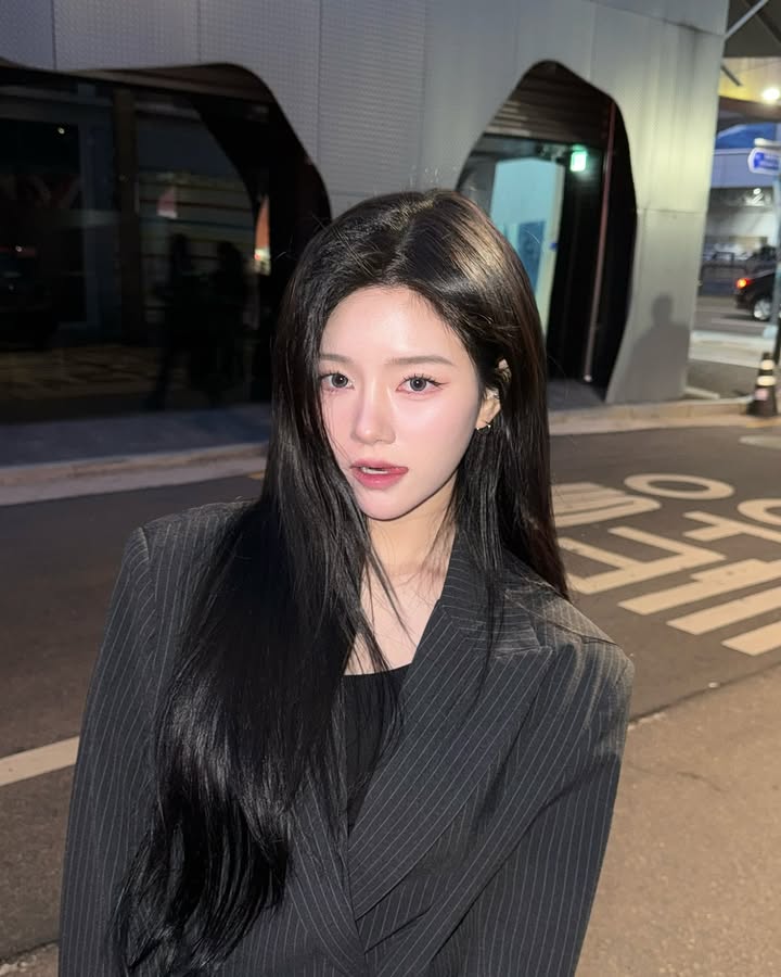 ssomebody save me
càng học càng khó
🫠