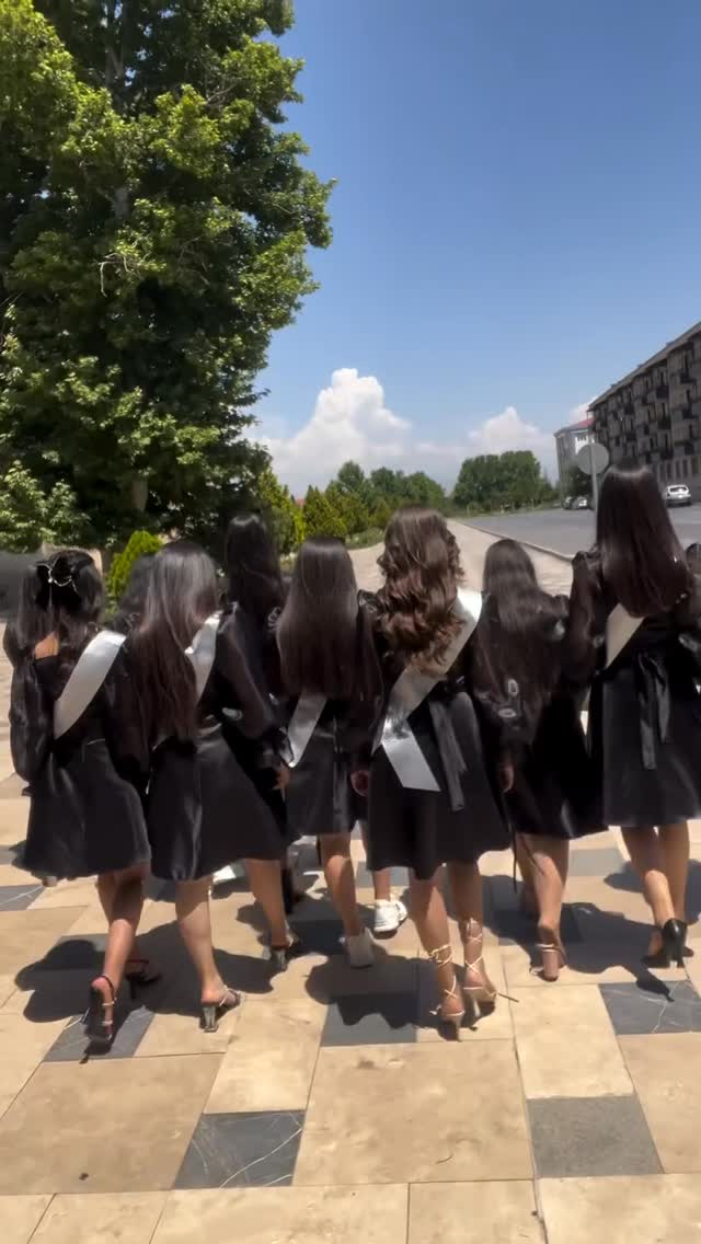 Fərqlənmək istəyənlər Təbiiki bizi seçməlidir Sadiq Novruzov ilə tam fərqli çəklşlər edin😉🤚🏼