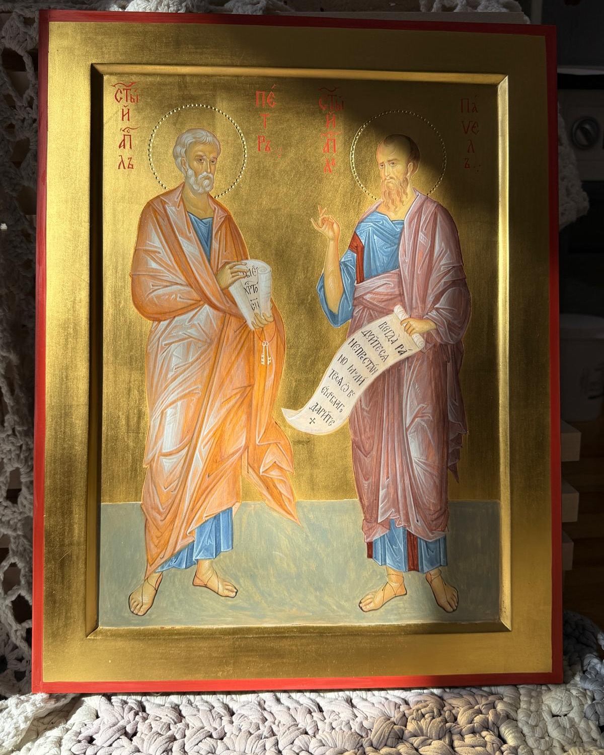 Святые апостолы Пётр и Павел и священномученик Харалампий.
#икона #иконыназаказ #рукописнаяиконаназаказ #рукописнаяикона