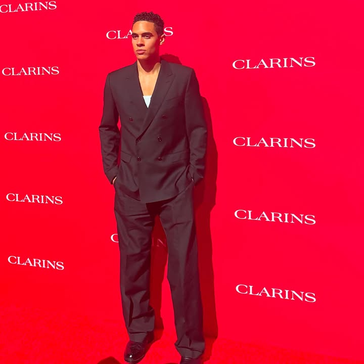 @clarinsusa Thanks for the Invite ❤️✨ #icons