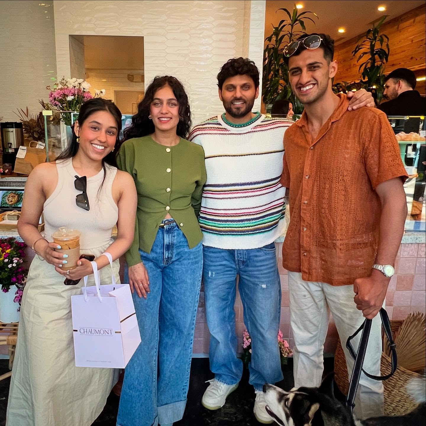Congratulations @radhidevlukia on your collab with @chaumontvegan ! (Samosa Croissant was 🔥 for anyone visiting)
@jayshetty good talks my friend. Thank you for being that trailblazer for us! So much respect.