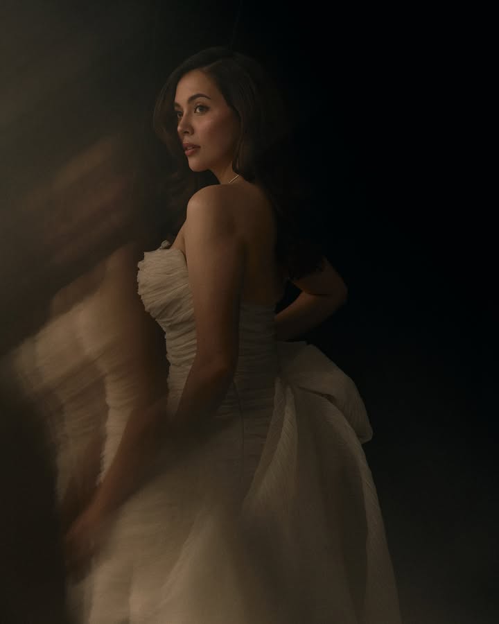 Bloom into style this spring – where fresh colors, light fabrics, and endless possibilities come together.” 🌱
Designer: Vania Romoff
Stylist: Patty Yap
Photographer: Artu Nepomuceno
Video by: Kim Wee Ebol
Make Up: Harlyn Fernandez
Hair: MJ Rone
Jewerly: Whisenhunt Design
Special thanks to:
Spotlight Creative Studios, Las Casas de Acuzar QC, Nicole Whisenhunt , New Lounge QC and Carlito’s Catering
#ABSCBNBallBrighterTogether
#RoadToABSCBNBall