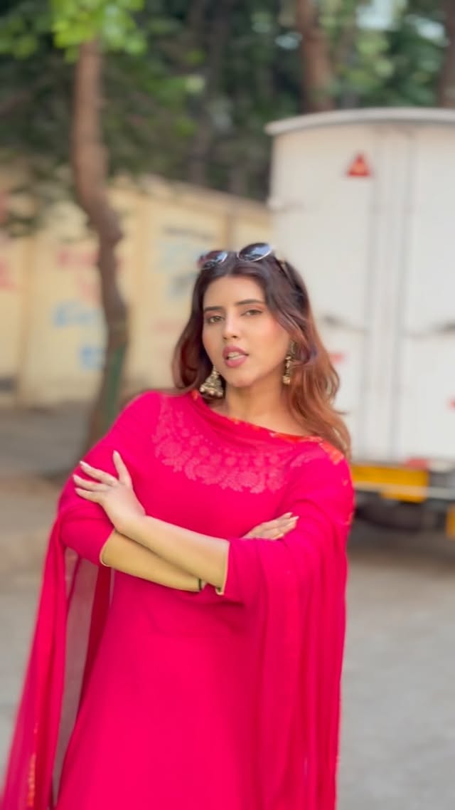 ….
.
.
.
#peshi #mahirasharma #punjabitiktok #parmishvermafilms