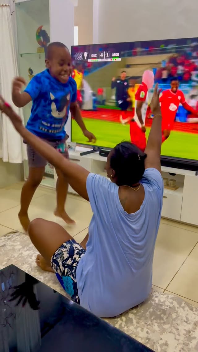 Wana SIMBAAAAAAAAAAAAAAAAAAAAAAAAA
Waiteni UTOPOLO wajue kwamba TUMEVUKAAAAAAA