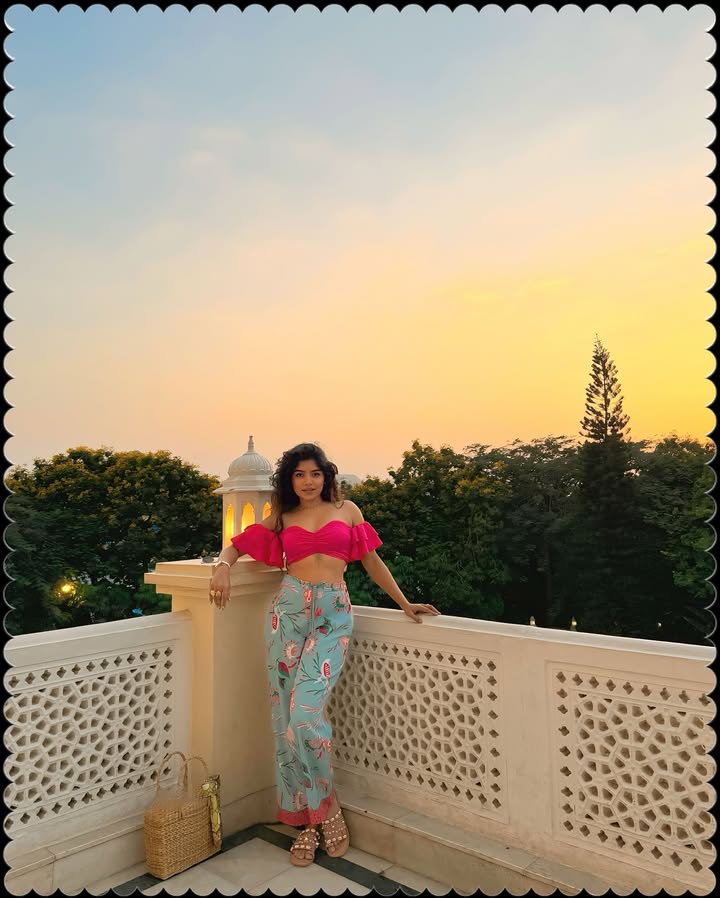 Staycations are better with your best friend by your side!
Had an amazing time at Gateway Nashik… from the warm hospitality and relaxing spa sessions to the stunning sunset views and authentic Maharashtrian flavours.
The property is absolutely beautiful, and every meal was a treat! Thanks for this peaceful little escape 🌿✨🏨
@gatewaynashik @gatewayhotels
#gatewaynashik #nashik #india #vacation #staycation #girlfriend s #luxury #stay #traveler #fun #love 🌻