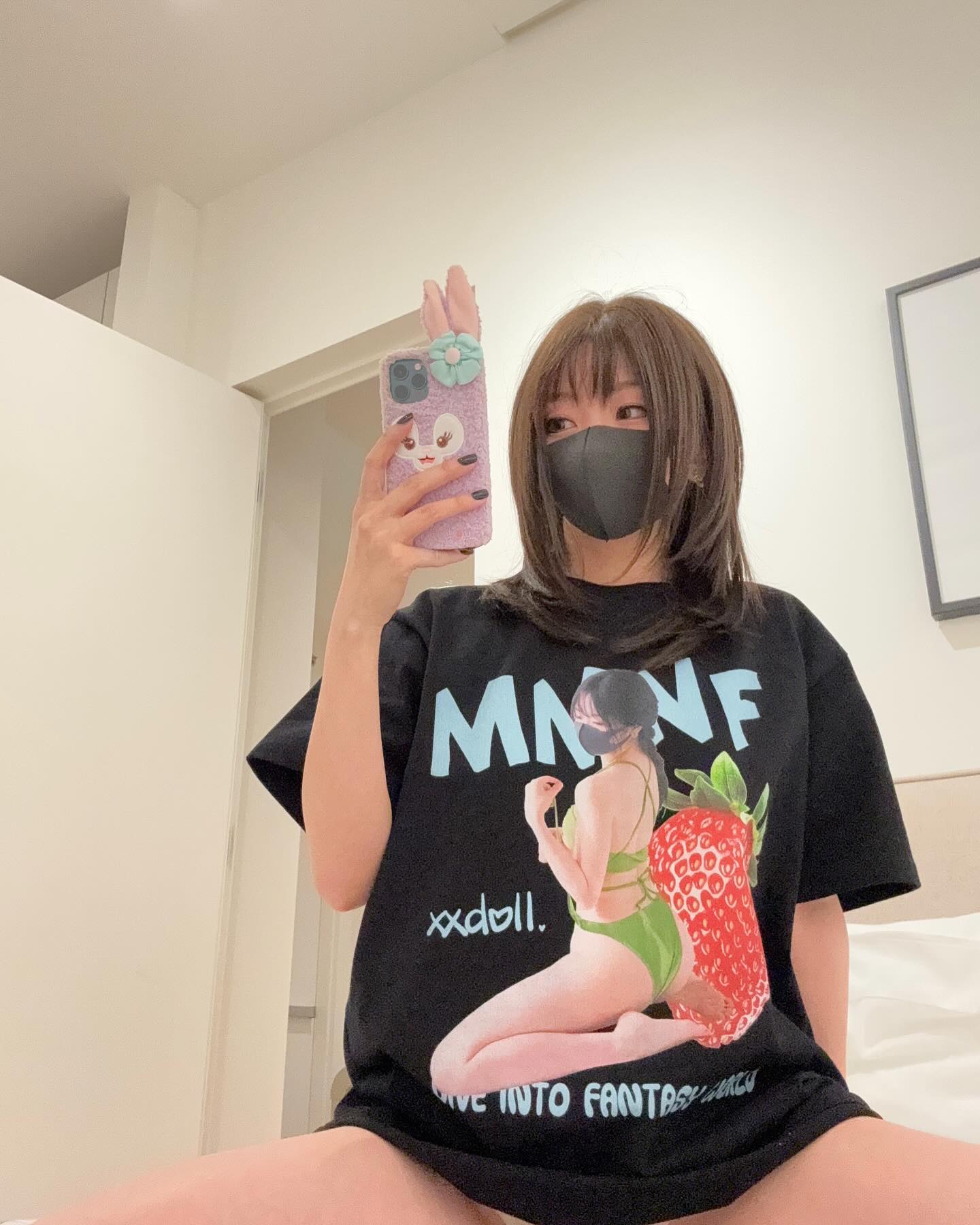 🍓我和 @mmnf.lab 的联名衣服(一共15款),4月17日,不见不散哟~
Make money and love!🌸🫦🔥💦
#玩偶姐姐 #hongkongdoll #mmnf