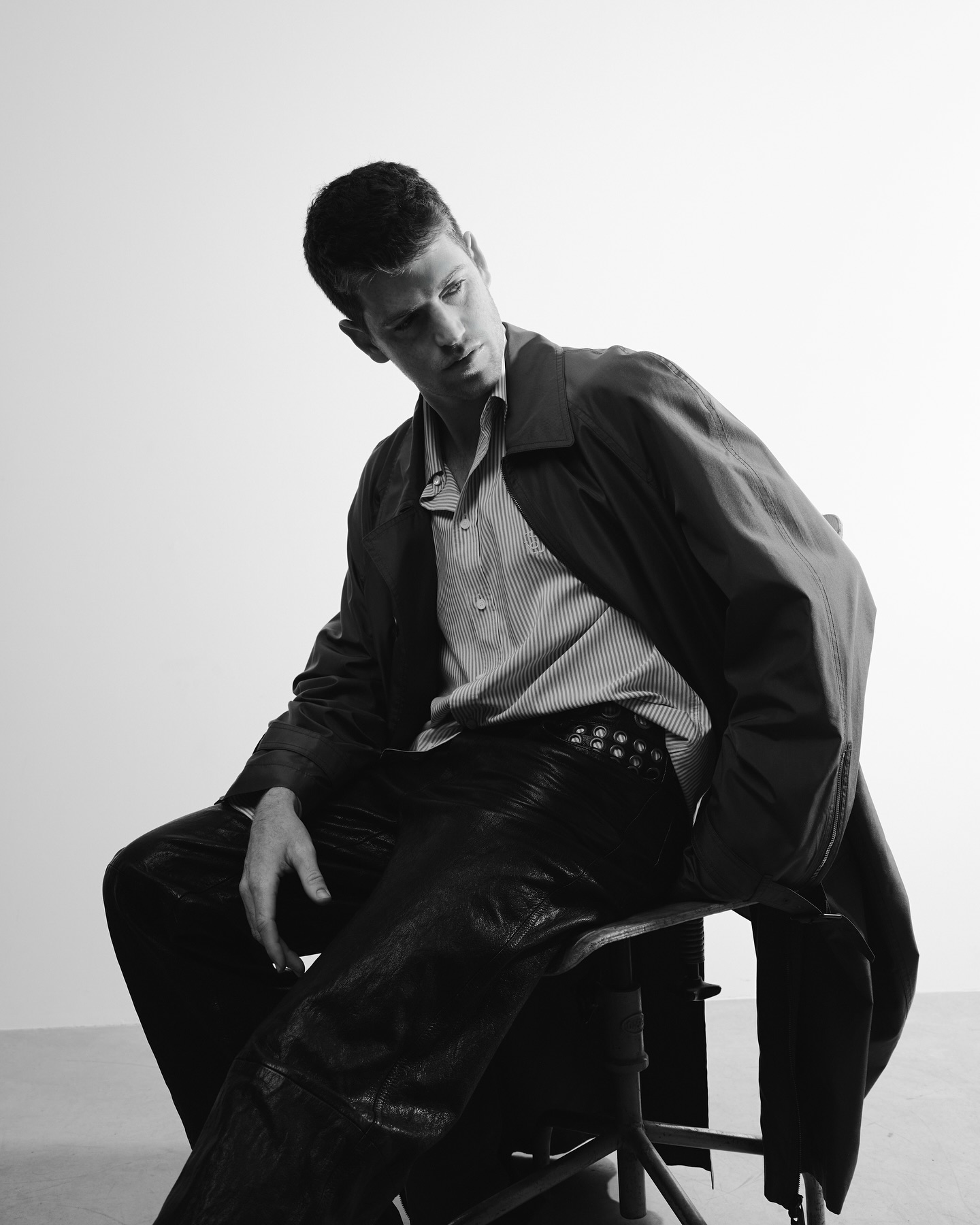 More of MIGUEL ❤️
@miguel_bernardeau
_
Order the issue now to read our conversation with Miguel and see the full story!
_
Miguel is captured @jingxiongqiao by & styled by @jorgeariza
_
Photography by Jingxiong Qiao @jingxiongqiao
Fashion by Jorge Ariza @jorgeariza
EIC Michael Marson @badmickey
Interview by Juan Marti @sswango
Casting by Imagemachine cs @imagemachine_cs
Production by Juan Martí @sswango
Grooming by Brais García @garciamartinezbrais
Set Design by Dagmar Jiménez @dagmar__________
Stylist’s assistant Adrián Guillén @adrianguillen
Set Design assistant Ainhoa Aguera @ainhoa.aguera
Production assistant Nena Petkovska @artisticmind.n.p
_
#BehindTheBlindsMagazine
#BTB18
#MORETHANTHIS
#MiguelBernardeau
