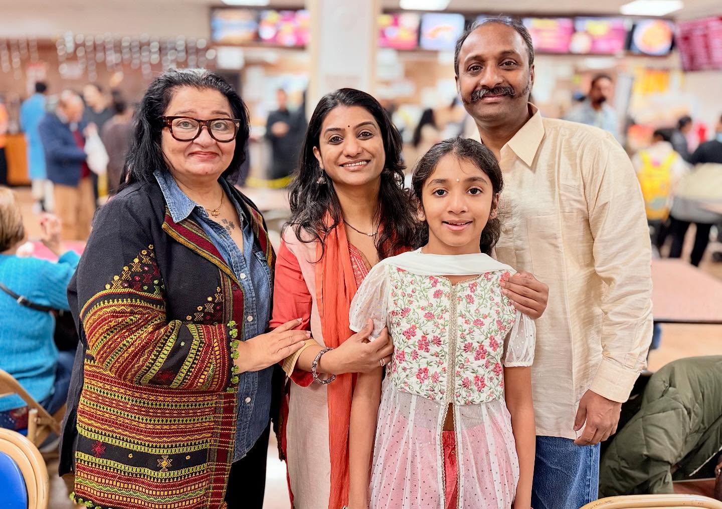 Met the wonderful APARA MEHTA @aparamehta today, and Wow! we had such a beautiful time. The talk on Plays, Theater, Food, Mumbai and of course how we love the Prithvi Cafe, simply took us back Home to our city, Mumbai. It was lovely meeting your team and the PODI is surely due for you and your team, once am in Mumbai. Guys, the OG Saas from the Saas Bhi Kabhi Bahu Thi serial ❤️ #aparamehta #saasbhikabhibahuthi #tvandmovieactress #bollywood #indiantheater #gujratiplay #ottindia