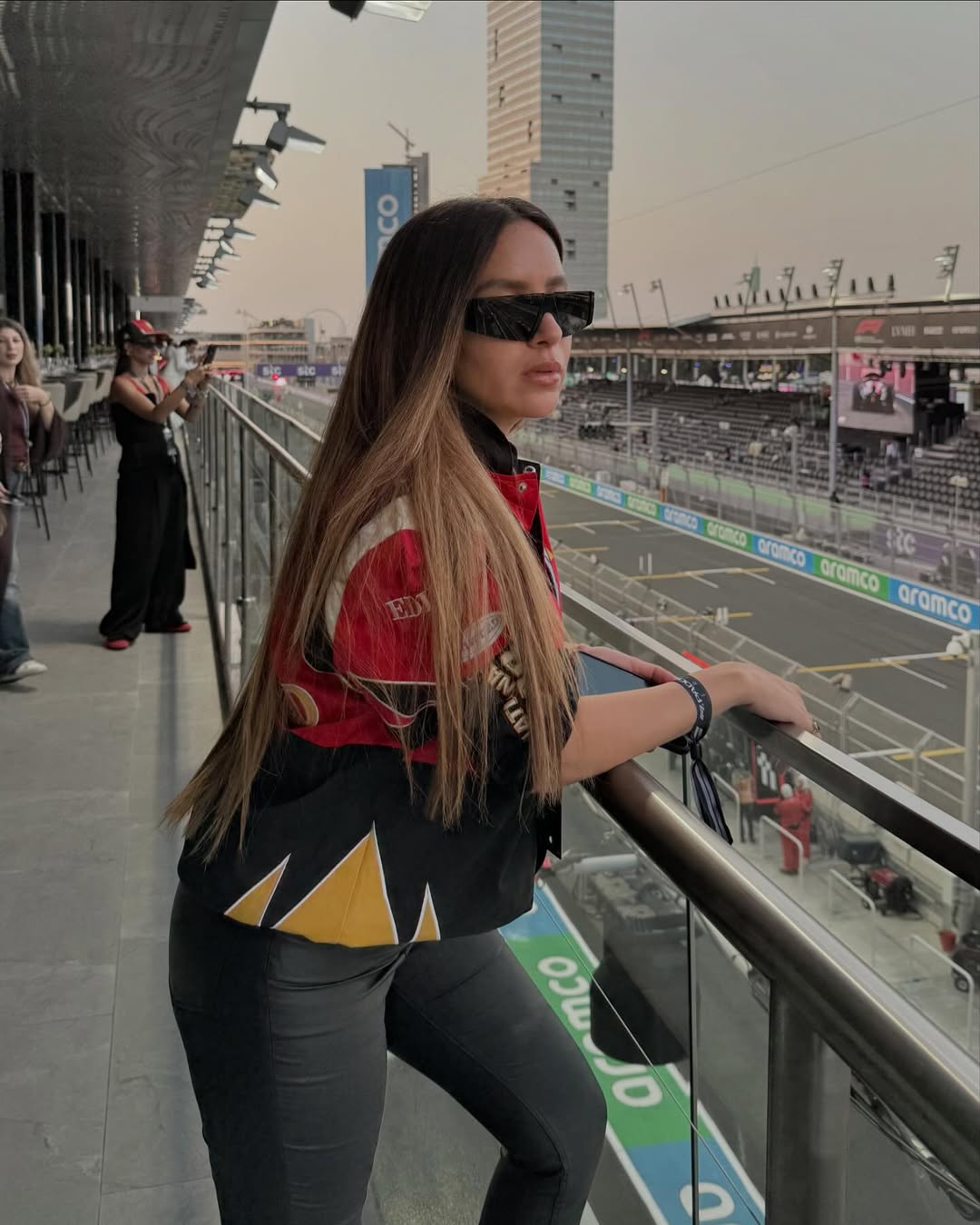 Speed, style, and the sound of engines. Adrenaline at its chicest! @f1 🏎️