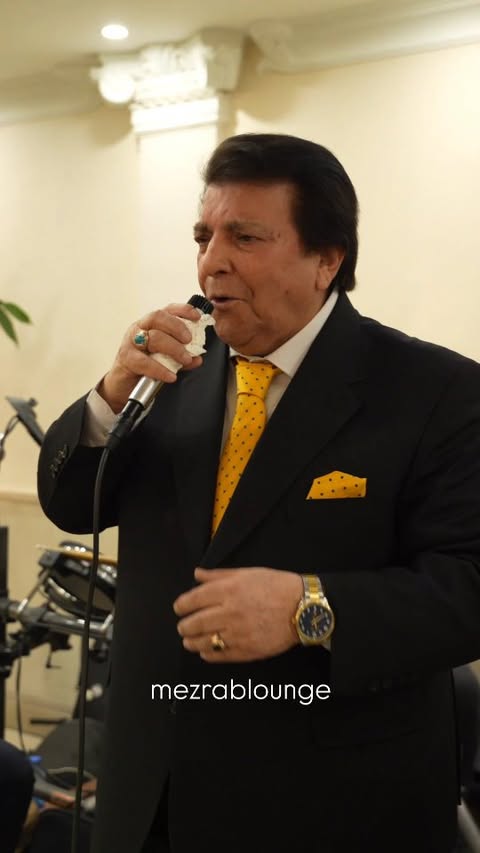 🎤✨ اجرای ویژه استاد عباس قادری در رستوران مضراب لانژ (بهشتی)!
📅 پنجشنبه ۲۸ فروردین
⏰ ساعت ۲۱
🎶 با موسیقی شهرام قادری
✨️ پنجاه سال خاطره
📍 تهران، خیابان بهشتی، نبش متروی میرزای شیرازی
@mezrablounge
@mezrablounge
@mezrablounge
⚠️ ظرفیت بهشدت محدود!
🔹 پذیرش فقط با رزرو قبلی
📞 رزرو:
☎️ ۰۲۱۸۸۱۰۱۵۸۱ | ۰۲۱۸۸۱۰۱۵۸۲ | ۰۲۱۸۸۱۰۱۵۸۴
📱 ۰۹۹۱۲۷۱۹۱۰۲ | ۰۹۹۱۲۷۱۹۱۰۳
یک شب بینظیر با صدای ماندگار استاد عباس قادری – همین حالا رزرو کنید! 🎶🔥
#مضراب_لانژ #اجرای_زنده #عباس_قادری #شهرام_قادری