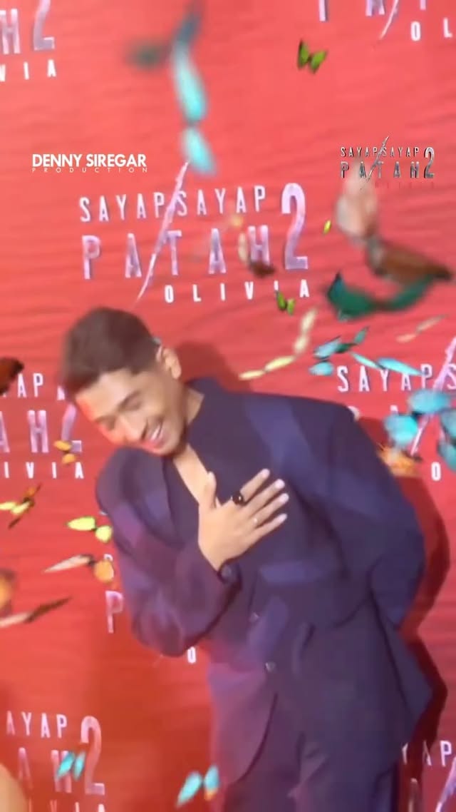 Nggak perlu banyak kata, tatapannya udah cukup buat diem dunia
yaaa ini Pandu yang bikin baper pemirsa 🥰
#sayapsayappatah
#sayapsayappatah2
#rekomendasifilm
#filmindonesia
