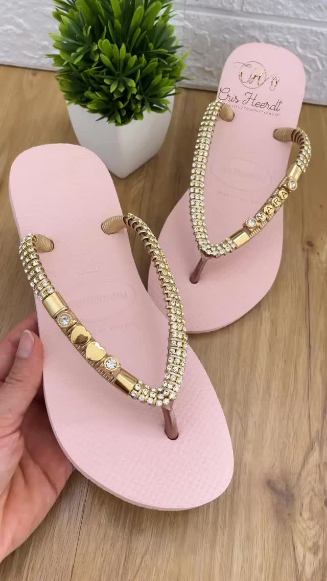 Presente mais que especial saindo por aqui 🎁💐
Me conta aqui nos comentários se você gostaria de ganhar um presente personalizado como esse 👇🏻
Disponível para encomendas
Não perca tempo e garanta já a sua!
#presentepersonalizado #presenteiecomamor #diadasmães2025