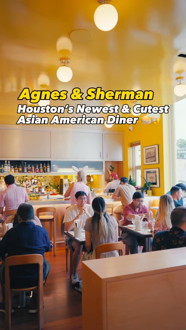 Houston’s Newest & Cutest Asian American Diner just opened up in the Heights 🧇✨. The menu features classic comfort dishes, each with a unique twist. From savory scallion waffles inspired by Chinese-style pancakes with sambal butter, to comforting crawfish gumbo egg foo young (it’s so good I’m still thinking about it). The crispy shrimp was solid and well seasoned as well. Don’t miss the desserts—like the masa corn cake topped with pineapple jam and brown butter, served with your choice of horchata or chrysanthemum ice cream from Milk & Sugar. The space is just as good as the food—cozy, cute, and a lot of characters. If you are looking for a new spot to try, definitely give this one a try.
📍: @agnesandsherman (The Heights, Houston)
🍤: Crispy Shrimp
🥞: Scallion Waffles
🍦: Chrysanthemum Ice Cream
🦞: Crawfish Gumbo Egg Foo Young
🌽: Masa Corn Cake + Horchata Ice Cream
👇🏼 TAG WHO’S COMING WITH YOU FIRST