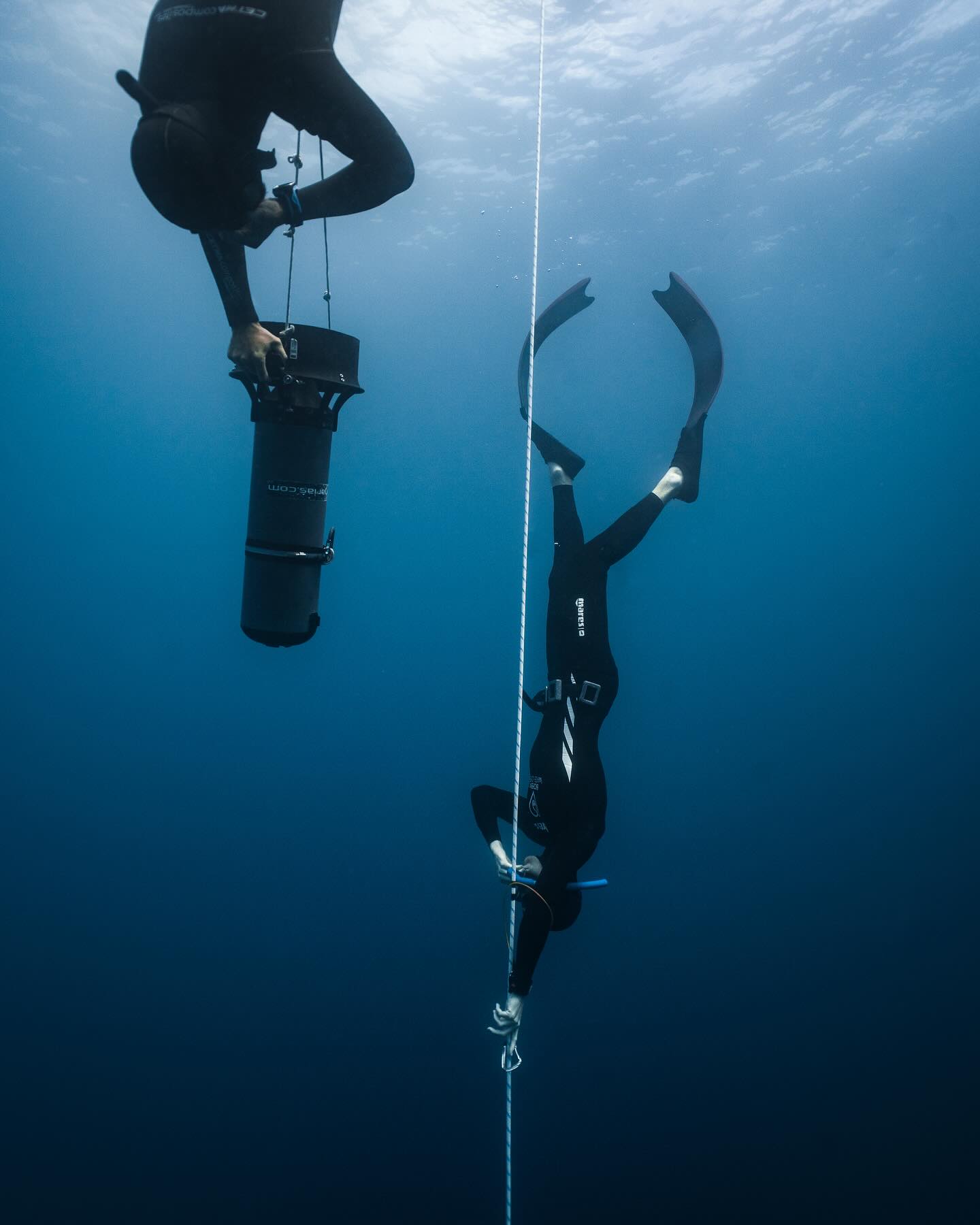 Unos días respirando poco 🤍
Gracias @mourad_omare @apneacanarias_tenerife por las lecciones y el safety, sois los mejores.
📸: @ohmybaifo
