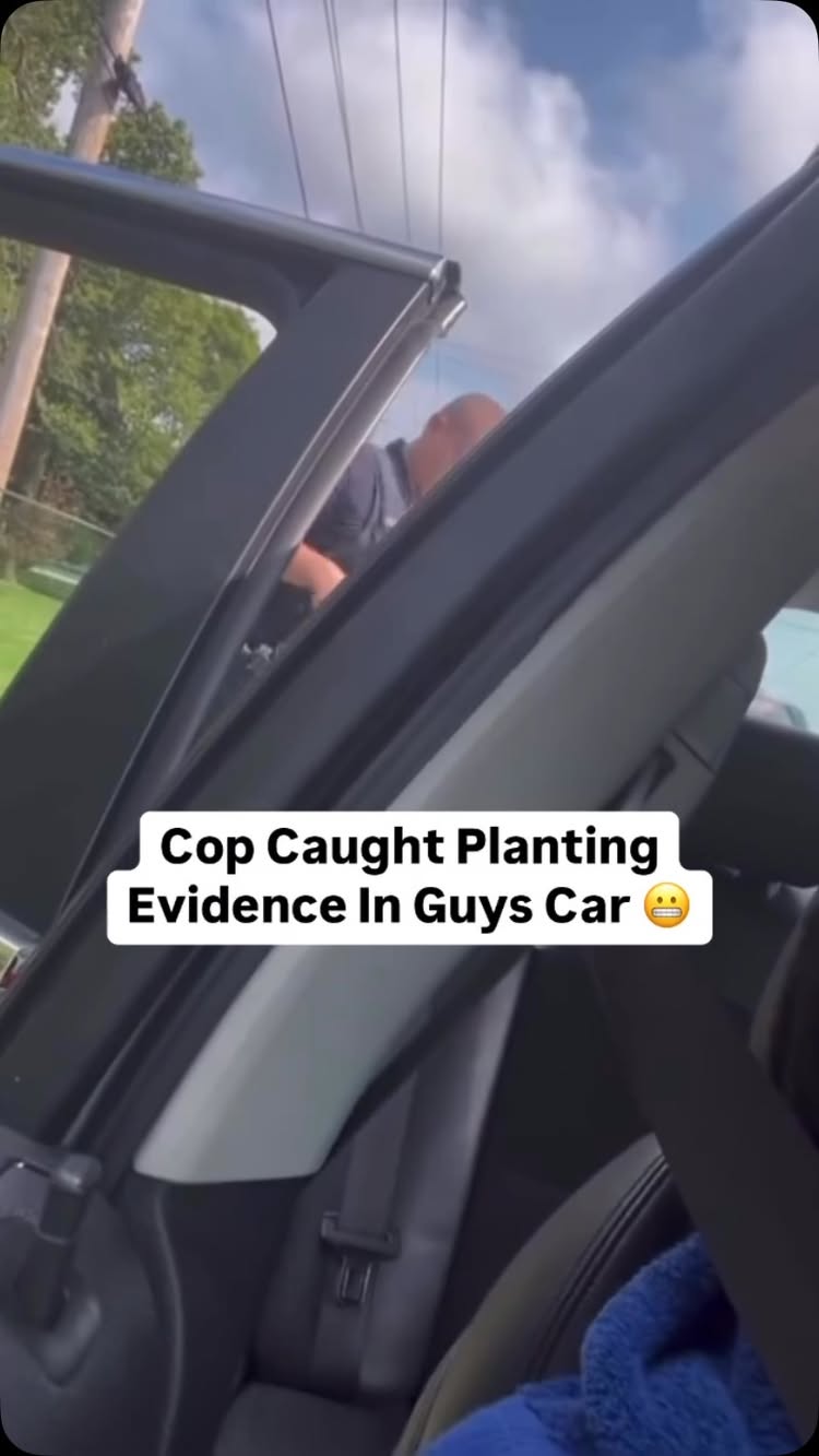 Follow us @torontoplugtv for more
Cop tried planting evidence in guys car 😮