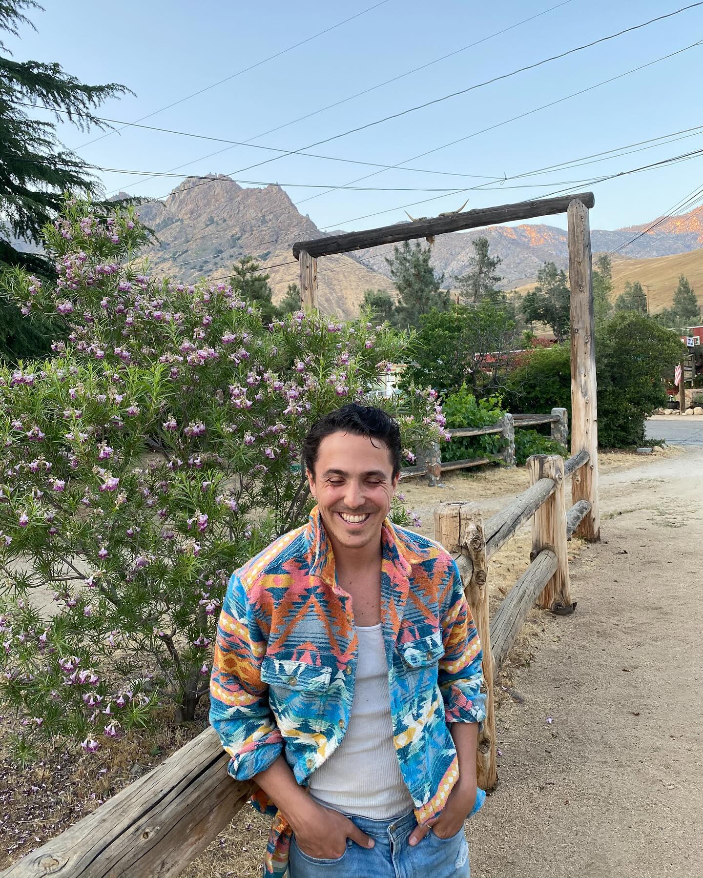 No place like this planet 🌸 #earthday
.
.
.
.
#earthdayeveryday #travelearthforever #earthtravel #travelmoments #getoutsideandexplore #thegreatoutdoorsarecalling #outdoormoments #lovetheeartheveryday #outdoorexploration #outdoormoments