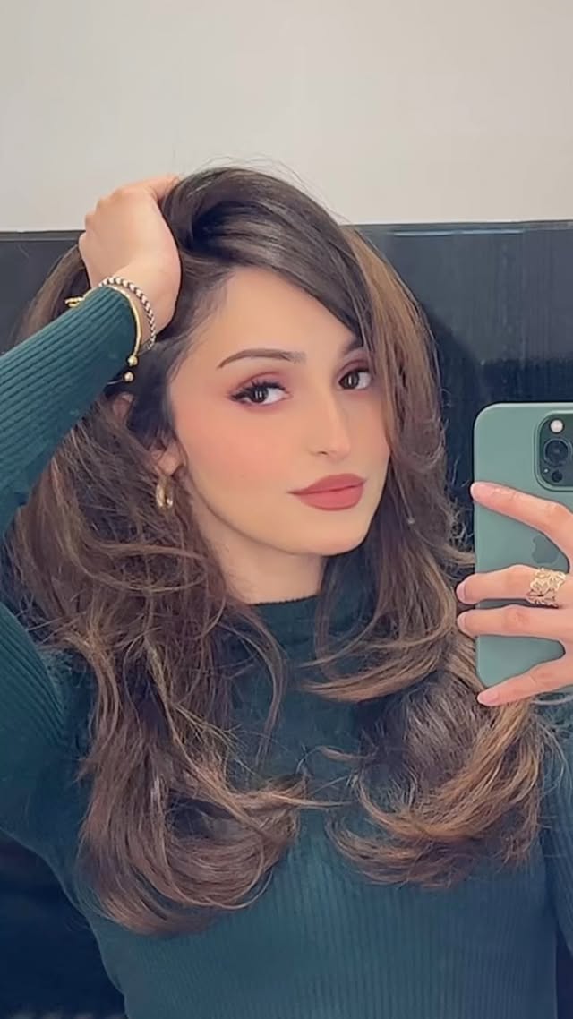 So excited to be partnering with @HoltRenfrew today to show you all about their Fall Beauty Edit event!! #Holtrenfrew
@HoltRenfrew Beauty Edit event is on until October 1 - make sure to take advantage of all the different FREE gifts with purchase, and don’t miss all of the fun in-store events coming up!! Calgary besties, check out my stories to see the events coming up soon in our city ✨ Holt Renfrew Calgary team at TD mall are the sweetest and I always have the best time hanging out with them! #AD #PaidPartnership