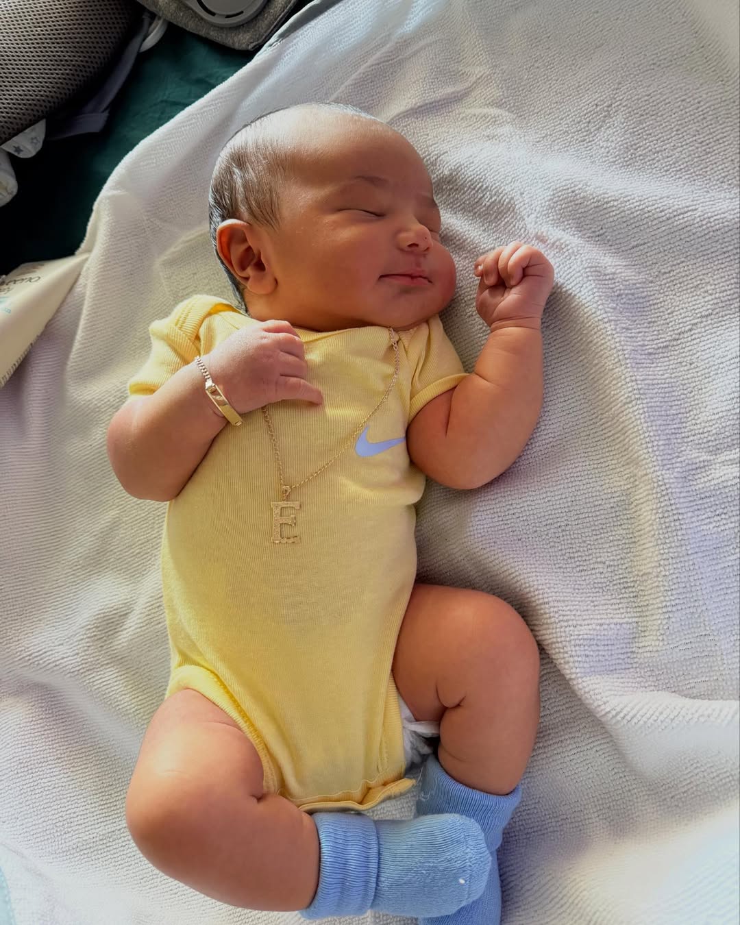 Happy 1st EASTER EMILIO🐣