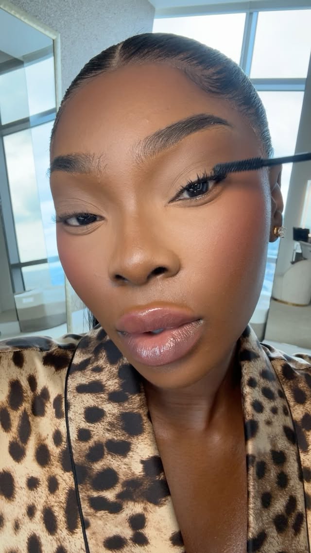 my version of a natural but still full glam. been loving no lashes lately 😍