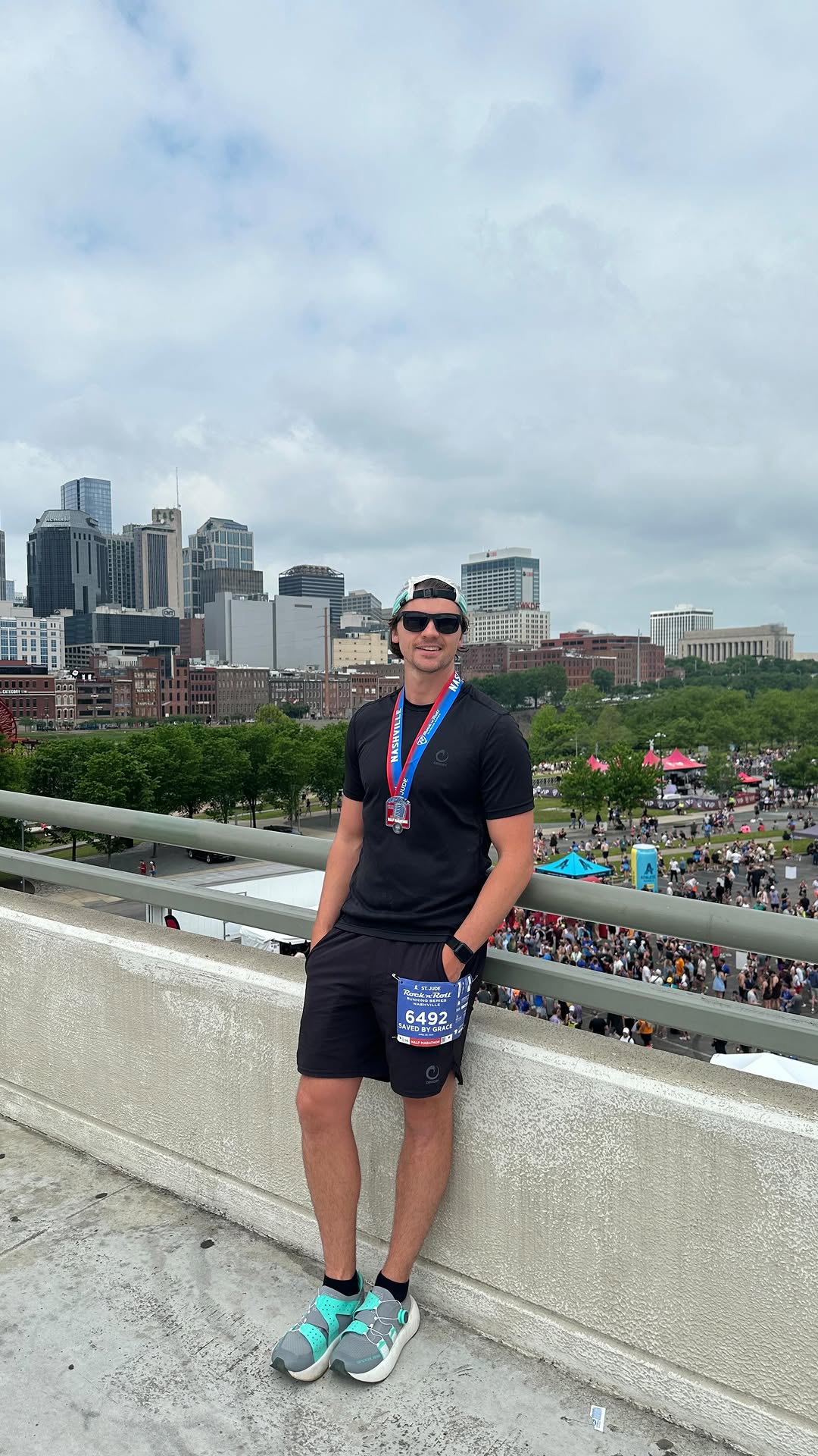 Ran my first ever Half Marathon in Nashville today in support of the incredible kids, families, and team @stjude. It was such a blast I canโt even tell you.
@runspeedland carried me the whole way ๐
Powered by @jockofuel ๐ช๐ผ
And @mia_scholink cheered me on 100% of the way
#nashville #halfmarathon #runner #rocknroll