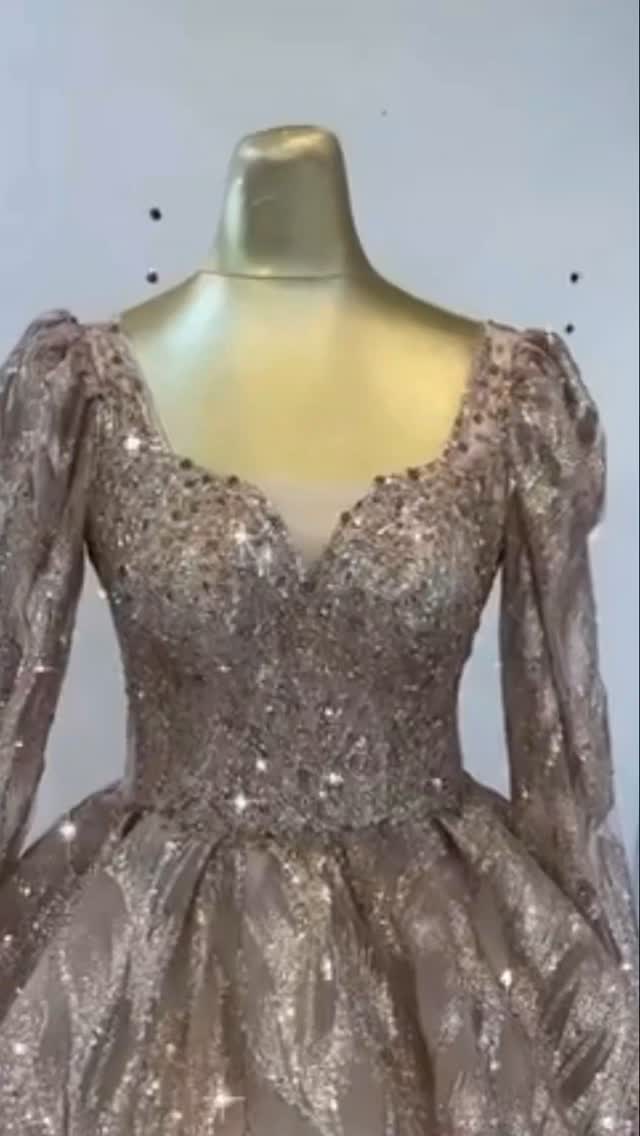 سلاااام سلاااام ،دخترای گل ببینید چی اوردم براتون کلی لباس های خوشگل با میکاپ عروس زیبا
#عروس#لباس_عروس#باغستان_خادم_آباد #مزون _لباس_زیبا#میکاپ_آرتیست #شهریار❤️
برای رزو لباس و میکاپ عروس ویا همراه با شماره های زیر تماس بگیرید
09128639436_09370068955
@asma_makeup13 @asma_beauty_salon21 @mezone_aroos_asma @fariba_shokrzadeh