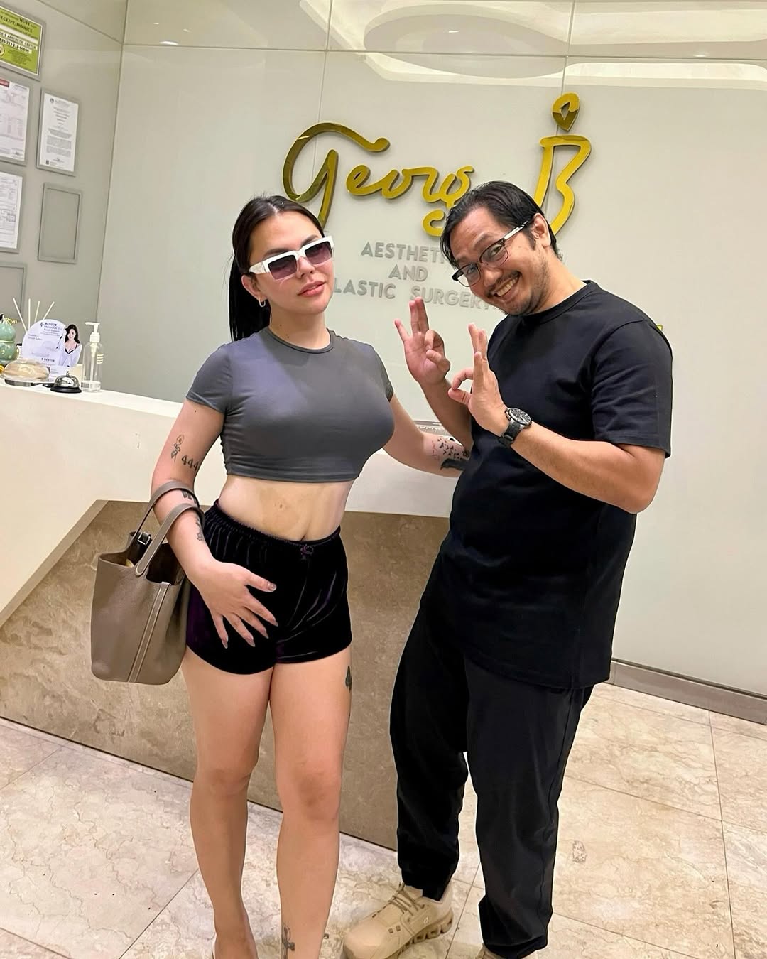 Hello to my wonderful and maalagang dr. @docgeorgebyron 🥰
I love you doc! Salamat saaking BOOMSHELL COCOMELON! i super loveett! 😍❤️
Sa mga gusto mga pa suset marie! Umatak na kayo habang maaga pa!
#NaturalResults #ConfidenceReimagined
#BreastAugmentation #GeorgeBBabies #Docgeorge
