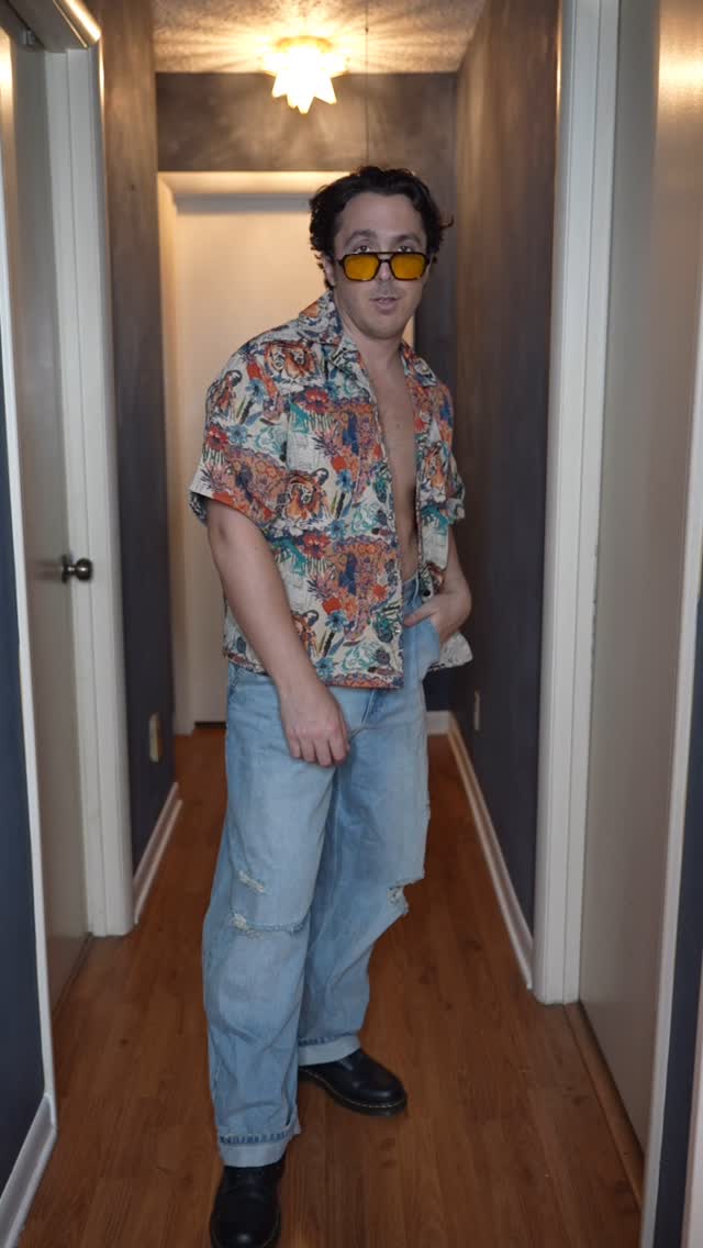 The energy we’re bringing into this week 😎
.
.
.
#mensootd #grwmfashion #mensstreetwearfashion #menssummerfashion #menssummerstyle #grwmmensfashion #grwmoutfit #dancewithme #asseenonme