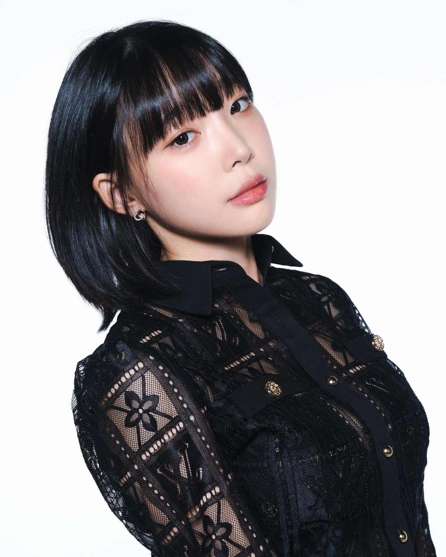 CEO 강인경이 새롭게 선보이는 히로인 엔터테인먼트는 성공적이고 창의적인 콘텐츠 제작을 통해 소통의 장을 마련합니다. 여러분과 함께 새로운 경험을 창출하고, 영감을 주는 여정을 시작합니다!