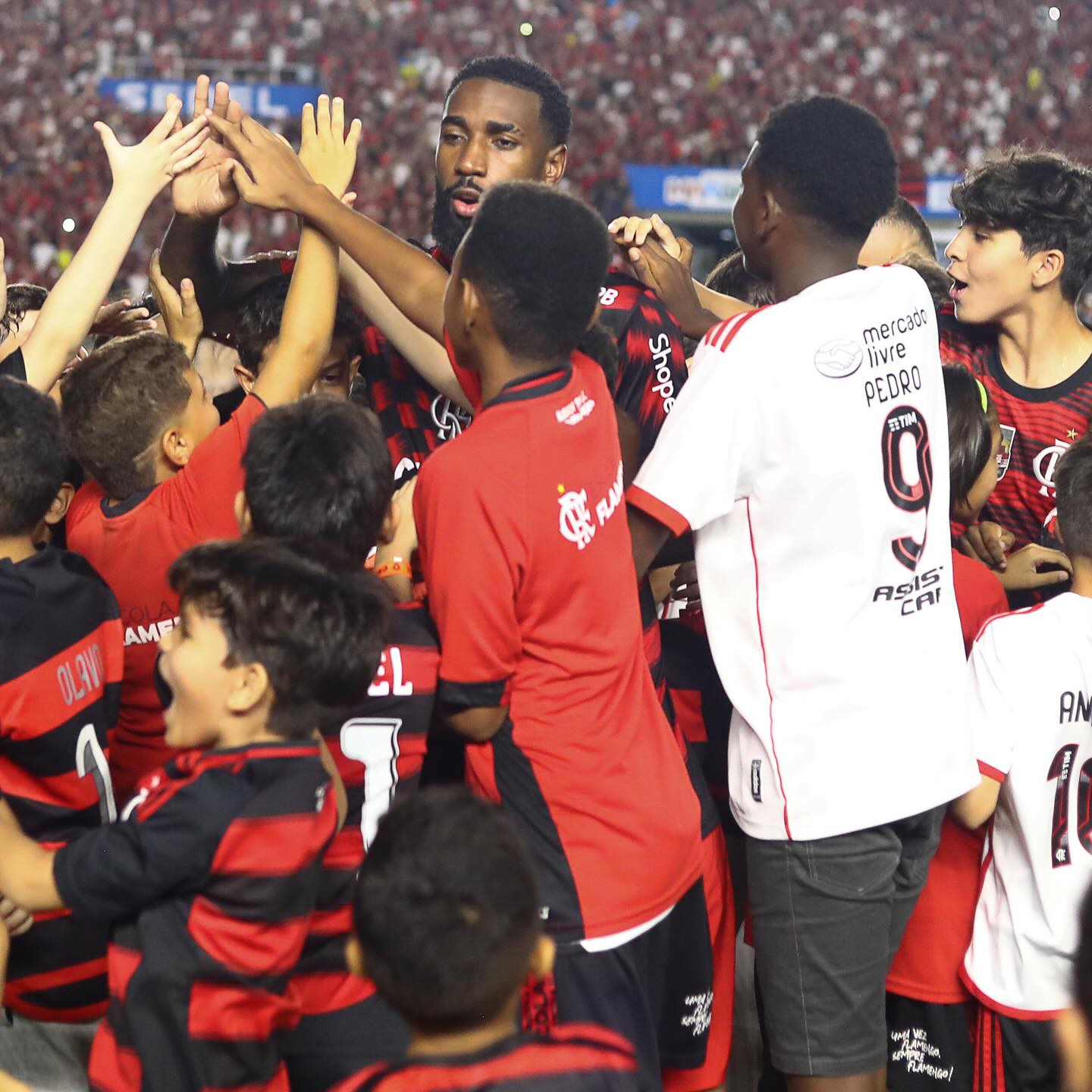 Obrigado, Nação. No mundo não há outra igual ❤️🙅🏾♂️🔴⚫️
Valeu tropinha 🙅🏾♂️🫶🏾