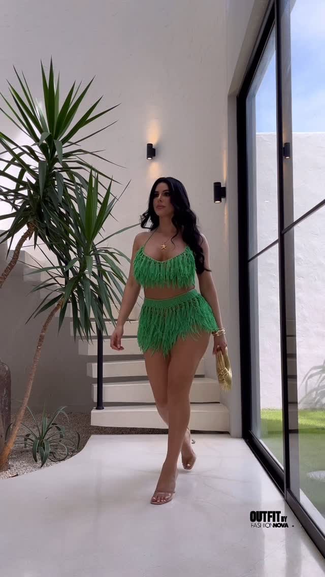 which fit is your favourite🧡 @FashionNova
.
🔎 harlow crochet short set
🔎 colourful life crochet skirt set
🔎 sahara crochet skirt set
.