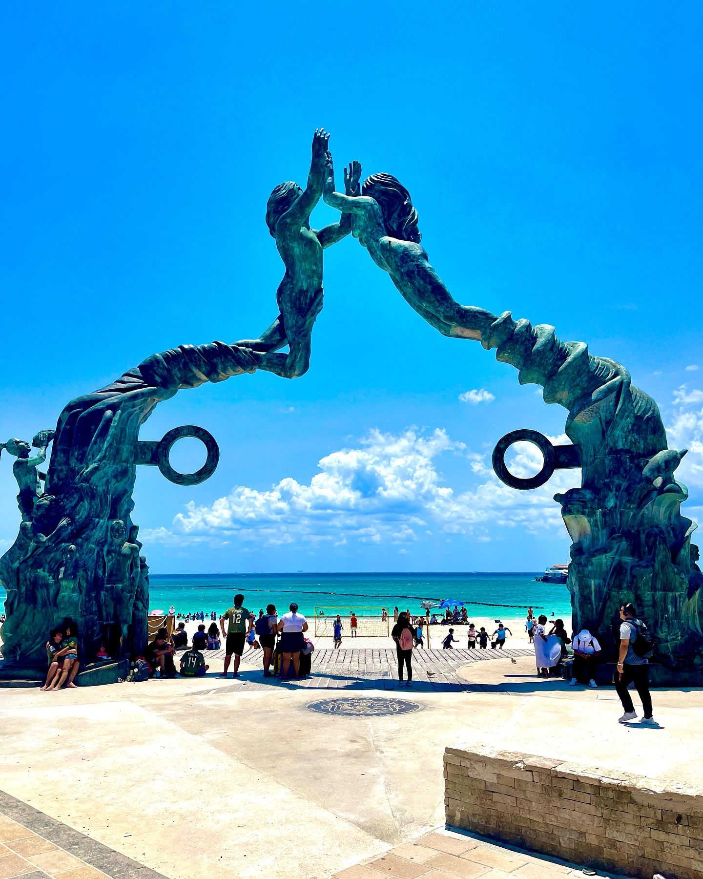 Esta es mi playa ๐๏ธ
Este es mi sol โ๏ธ
Esta es mi tierra ๐
Esta soy yo ๐. #Efigeniologia #Efitips #playadelcarmen #mexico #cancun #tulum #travel #quintanaroo #beach #playa #cozumel #vacation #visitmexico #playadelcarmenmexico #caribemexicano #love #islamujeres #photography #tulummexico #vacaciones #beachlife #caribbean #nature #travelphotography #caribe #cancunmexic