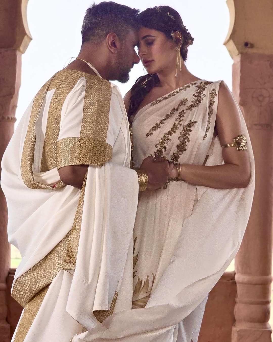 Teri yaadein shoot wrapped guys!! Harharmahadev Much love my brother @grini_f and super amazing @nargisfakhri for doing this for me !! Its a masterpiece @mihirgulati @akankshabhakoo @tseries.official @itsrdm COMING THIS MAY #romance #love #music #arabic #poetry #morocco #eygpt