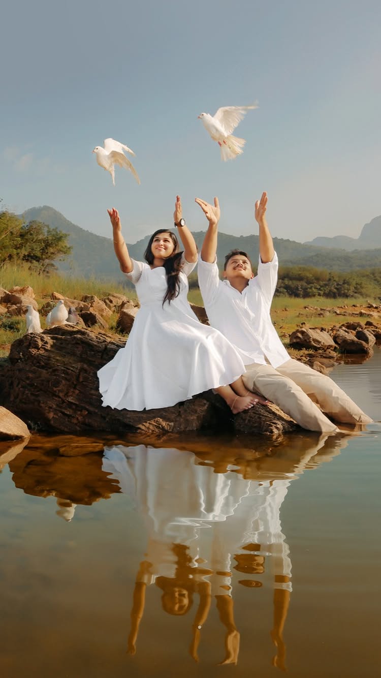 Pre Wedding Film
SREE GANESH & AISWARYA
PAVITHRAN PHOTOGRAPHY
# 9895459292