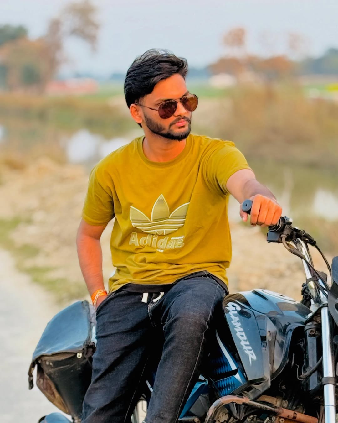 Sip Sip 🍷
#i_m_umang_50m #virals #post #reelitfeelit #exploring #explorepage