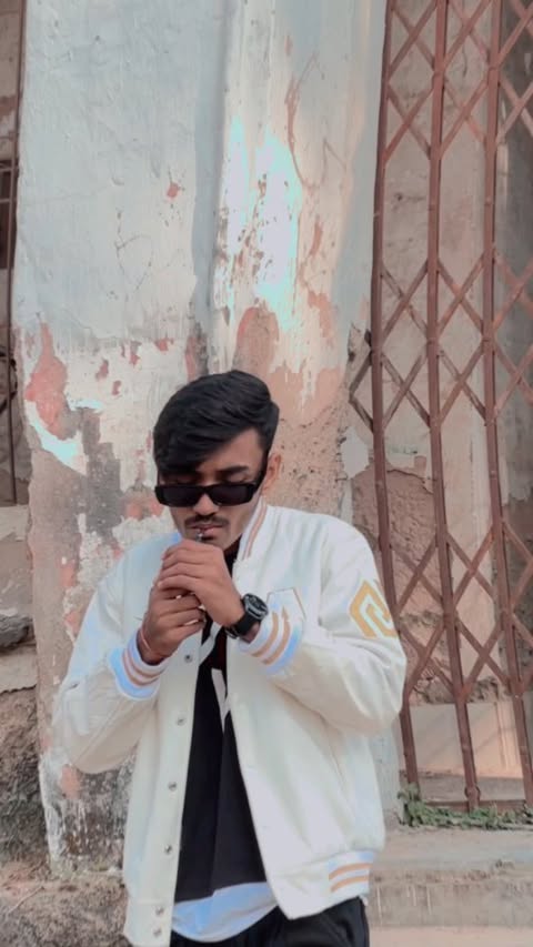 Basti ka Hasti Bro🔥😈
Mc Stan
.
.
.
.
.
.
.
.
.
.
.
#mcstan👽🍁 #reel#tranding#stan#slomo#viral#mcstansong#explorepage #reel#reels#instagram #vishupooja😈