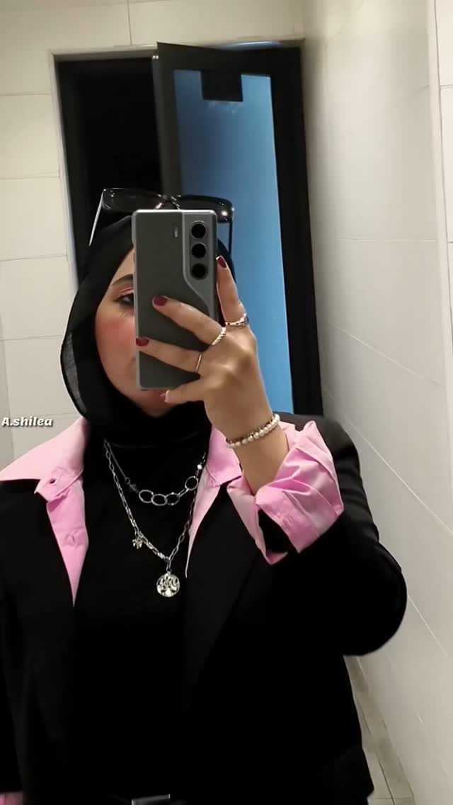 🖤🩷🫦