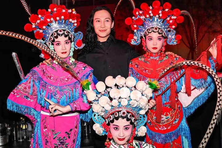WHEN IN CHONGQING