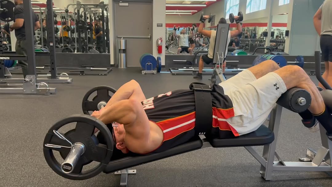 2 OF THE BEST TRICEP EXPERIENCES FOR SIZE SKULL CRUSHERS AND OVER HEAD DUMBBELL TRICEP EXTENSION. VIEW MORE WORKOUTS AND PLEASE SUBSCRIBE TO MY GROWING YOUTUBE FAMILY BIG BIG TV❤️💪🏼👍🏼