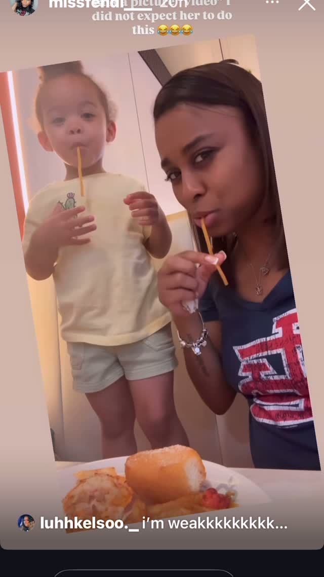 Omg!!!! 🤣🤣🤣🤣🤣 Then my Stinky said where you been? (I think) 🤣🤣🤣🤣@missfendi___ #funnybabies #hilarious