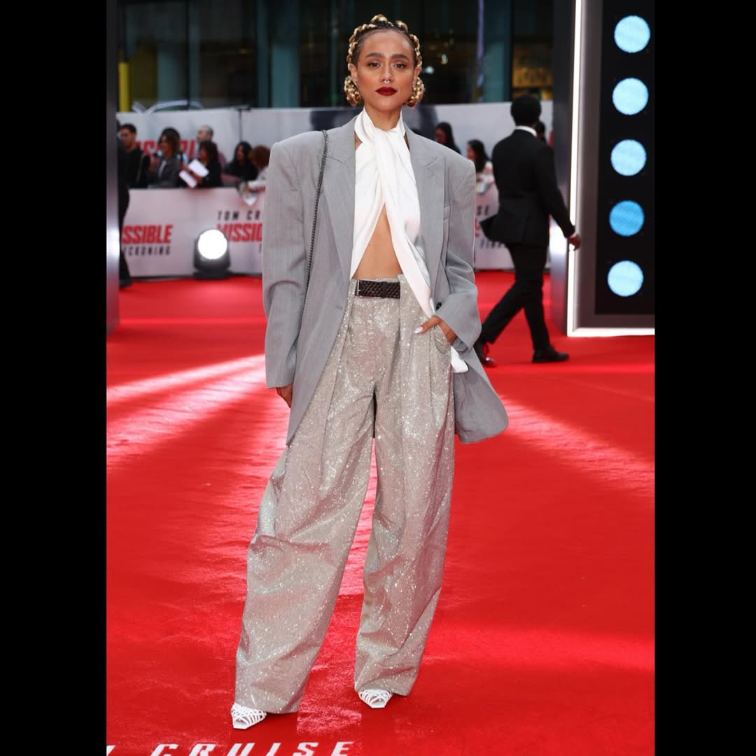 And what a final reckoning it was! A spectacular way to end one of the most iconic franchises of all time…. Incredible achievement by all. #MissionImpossible @paramountuk @missionimpossibleuk
Wearing @stellamccartney
Hair by @dionnesmithhair
Make up by @marcoantoniolondon