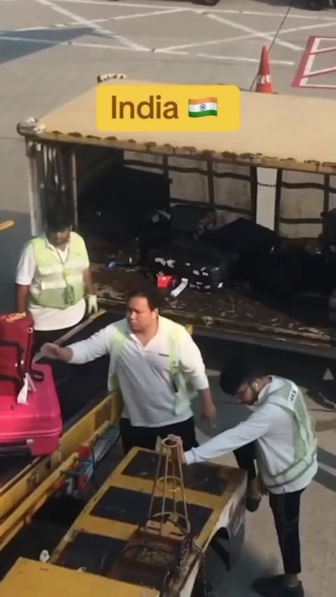 تسليم الشنط في كل دوله
محبي #السفر قولو لنا تجاربكم