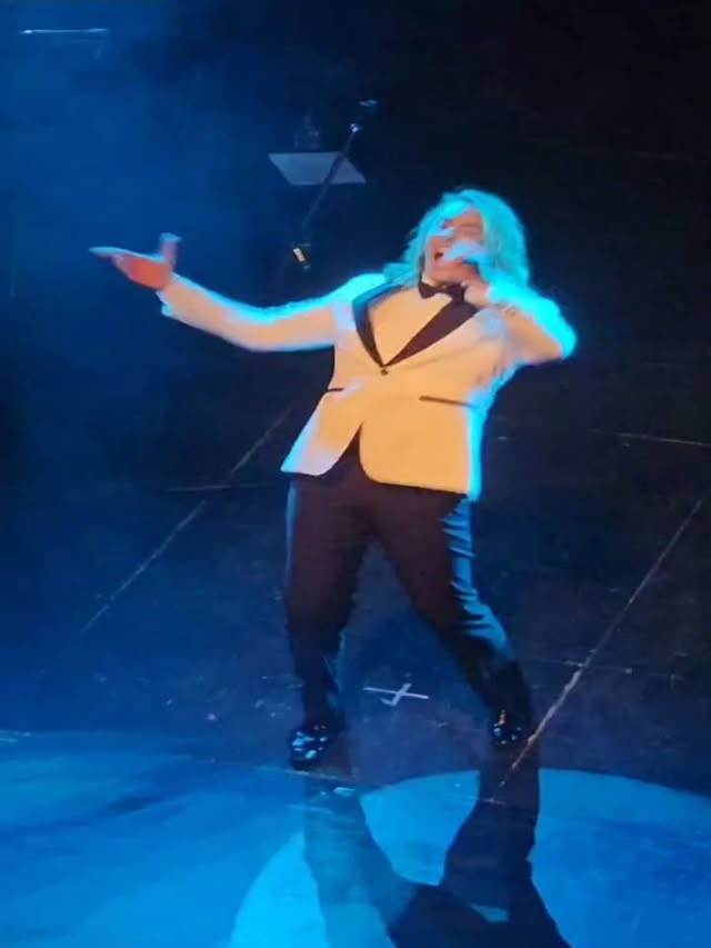 Una noche que jamas voy a olvidar!! Gracias La Plata por este maravilloso recibimiento.. nos vemos en el 2026 con mucho mas ❤️😍
Gracias @elteatrobarlp por darnos la oportunidad de estar en tan hermoso lugar! Nos hicieron sentir como en casa🙏
#cantante #tour #concierto #laplata