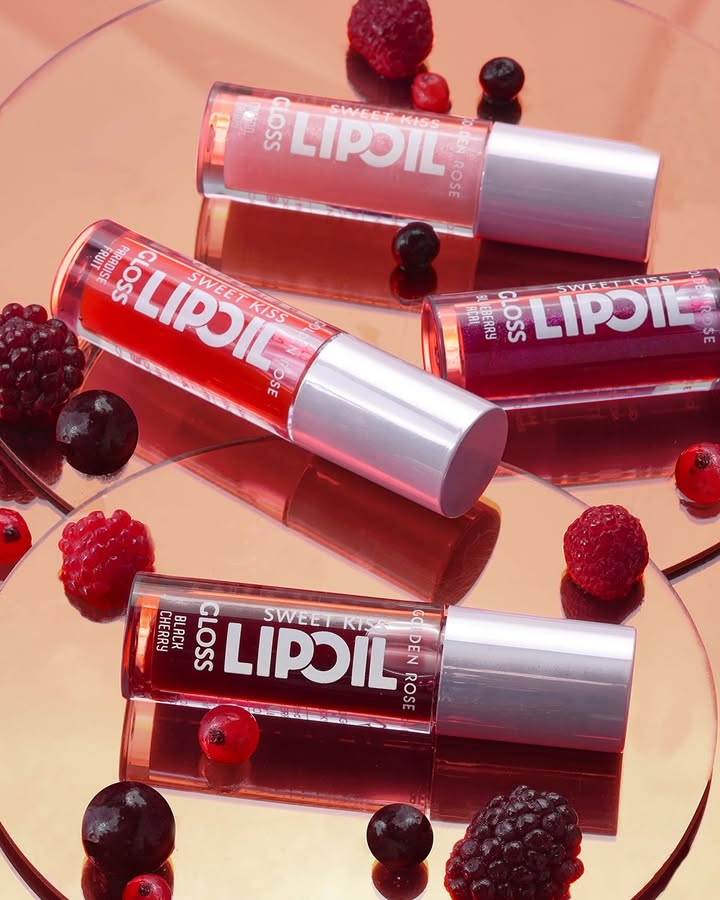 💋✨ Sweet Kiss Lip Oil Gloss ile yoğun parlaklık, nem ve bakım!
Sweet Kiss Lip Oil Gloss, Rosehip, Murumuru ve Jojoba yağlarıyla dudaklarına besleyici bakım yaparken yapışkanlık hissi vermeden yoğun parlaklık verir.
👄 Yumuşacık aplikatörüyle konforlu uygulama
🍓 8 farklı leziz aroma, ışıltılı ve canlı dudaklar!
#goldenrose #SweetKissLipOilGloss #lipoil