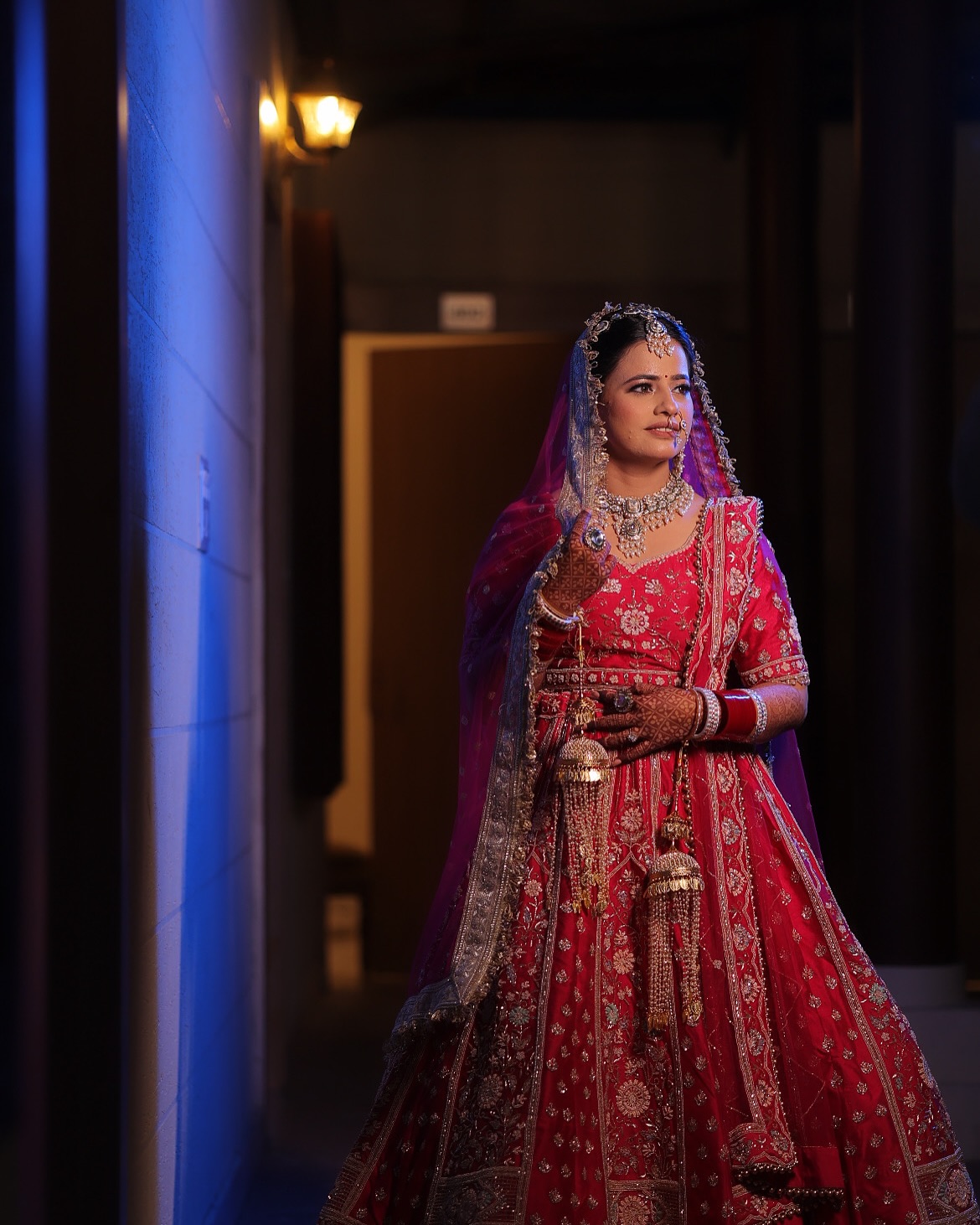 Beautiful bridal @ payal #eyeshadow #bride #bridalmakeup #makeupoftheday #photoshoot #selfie #cute #photo #picoftheday #hairstyle #makeupwisuda #maquillaje #explorepage #bhfyp #hudabeauty #smile #instamakeup #glam #halloween #explore #likeforlikes #makeupwedding #happy #me #make #wakeupandmakeup #maccosmetics #eyeliner #weddingmakeup #portrait
