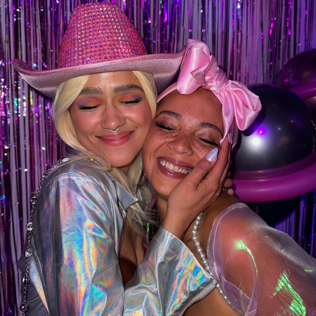 The theme is… ✨ Time Travel Glamour ✨To celebrate the blessing that is 30 years of @poppychristie being in the world! So happy to be a part of your celebration last night and feel the love everyone has for you. We are all so lucky to have you in our lives. 🩷🛸🎀🚀💖✨🪩🧞♀️👽